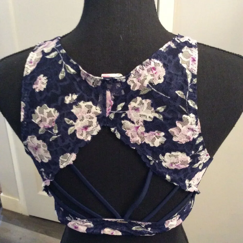 Victoria's Secret PINK Floral Medium Lace Bralette Blue
